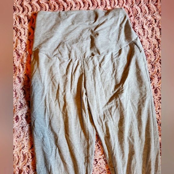 Maternity Joggers - Picture 2 of 3